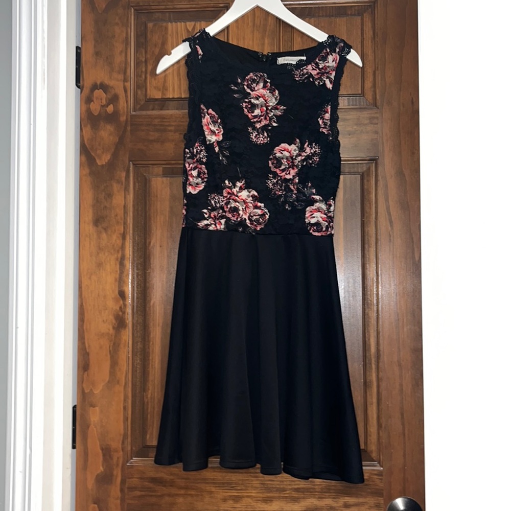 Francesca’s Floral + Black Dress - Size XS